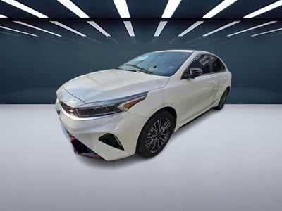 2022 Kia Forte 2.0 GT Line 4p At