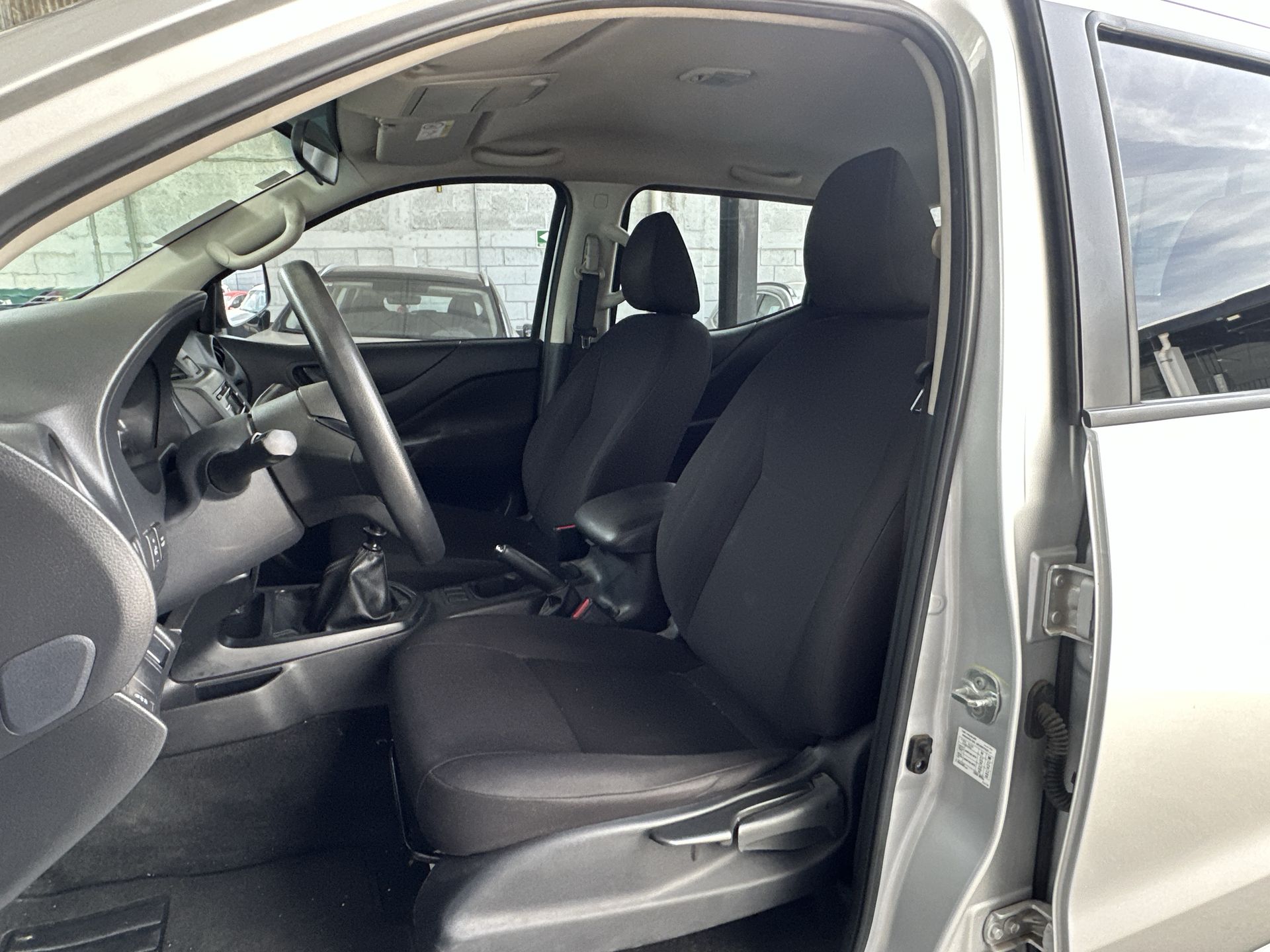2024 Nissan Frontier 2.5 Se Mt