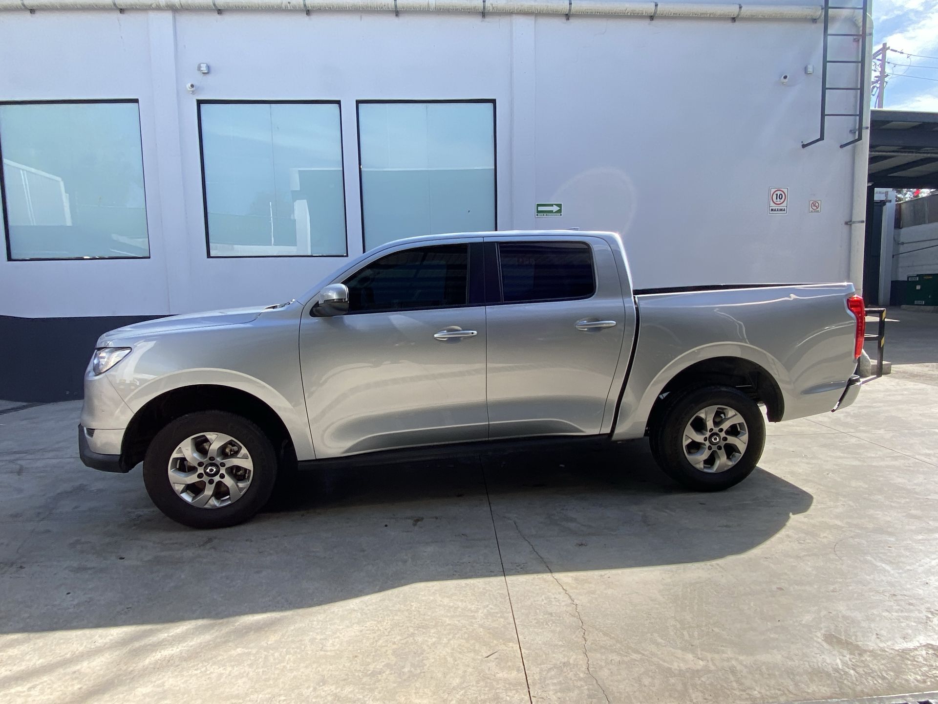 2025 GWM Poer 2.0 Premium Mt