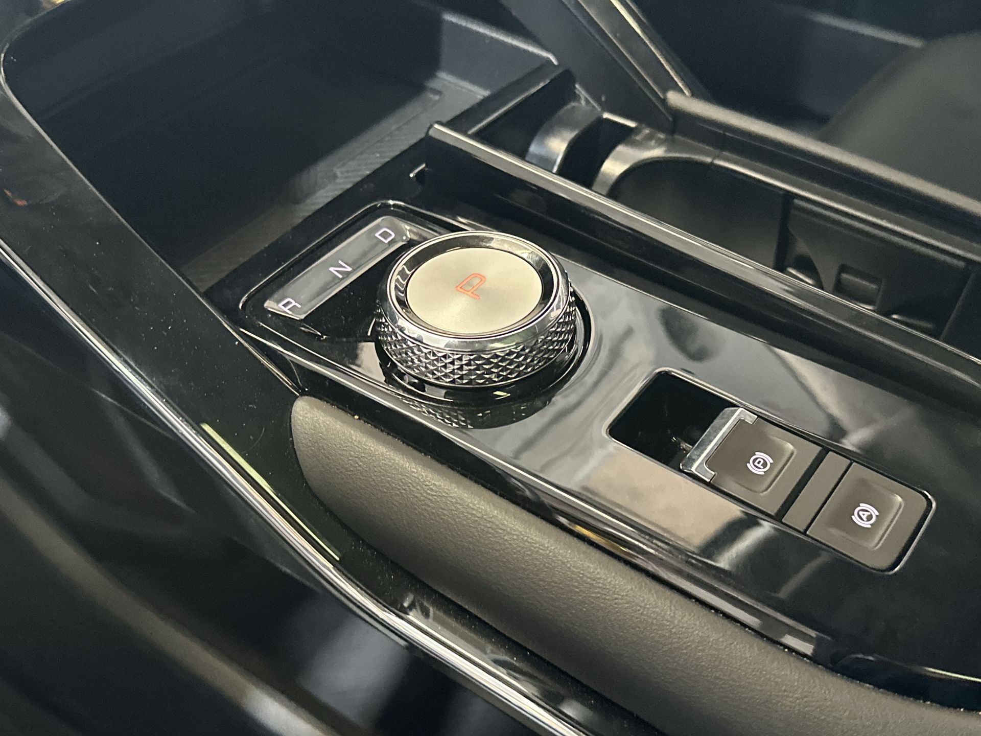 2024 GWM Haval H6 1.5 Premium Hev At