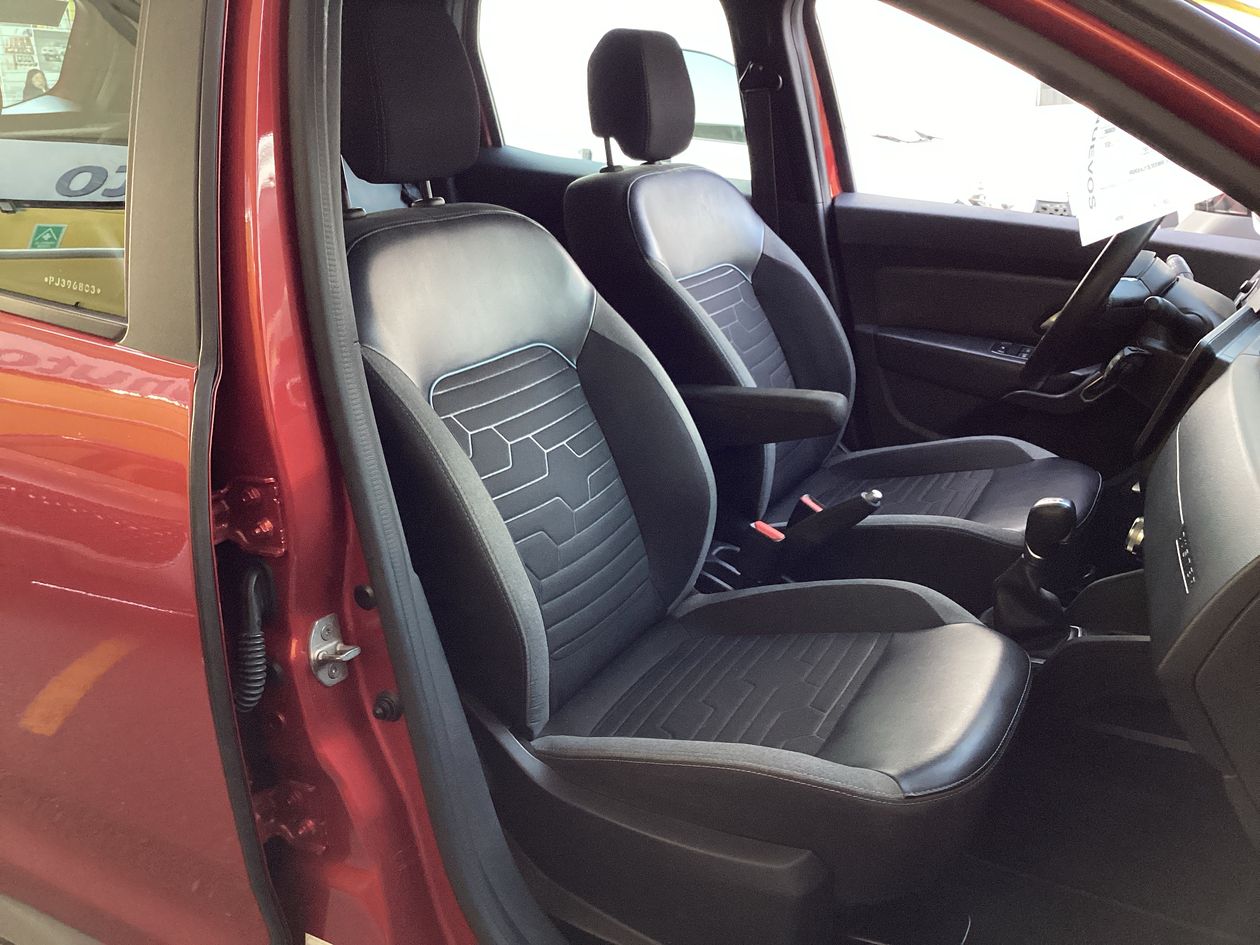 2023 Renault Duster 1.3 Iconic At