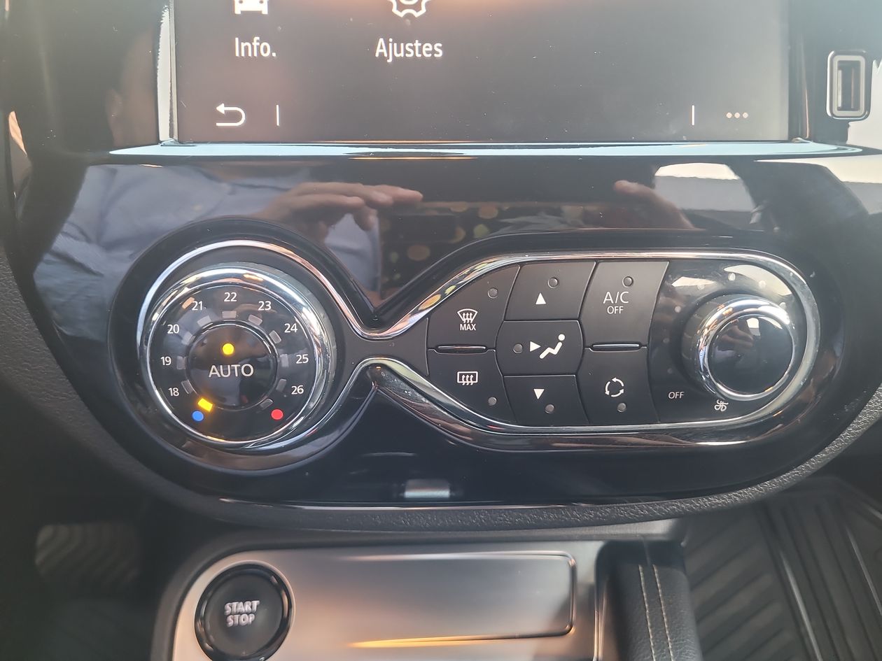 2022 Renault Captur 2.0 Iconic Piel At