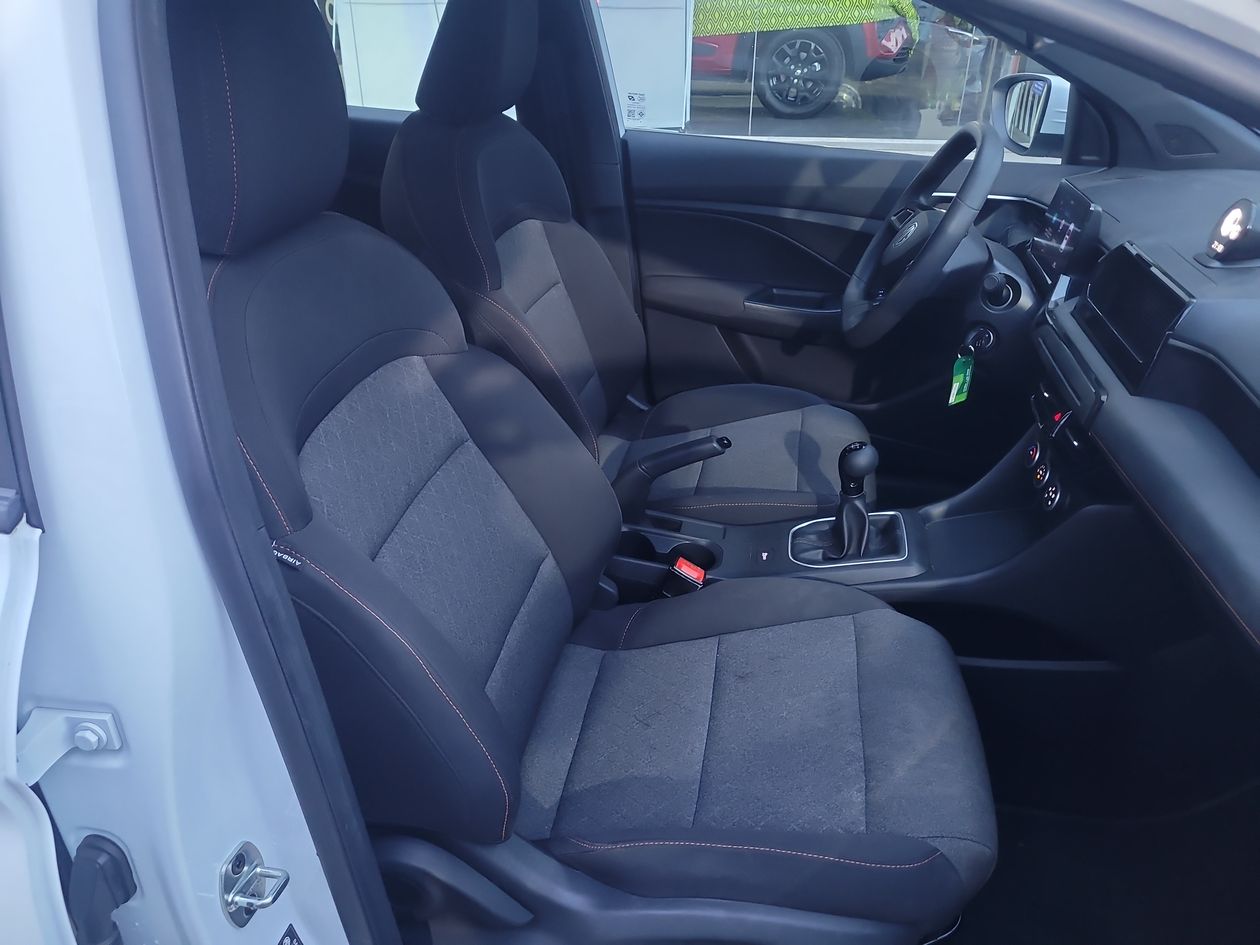 2025 MG MG 3 1.5 Cool HB Mt