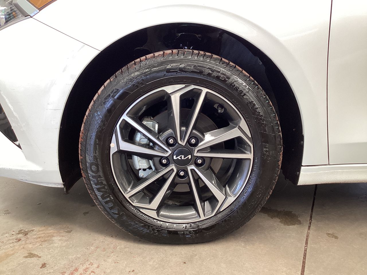 2024 Kia Forte 2.0 Lx Sedan At