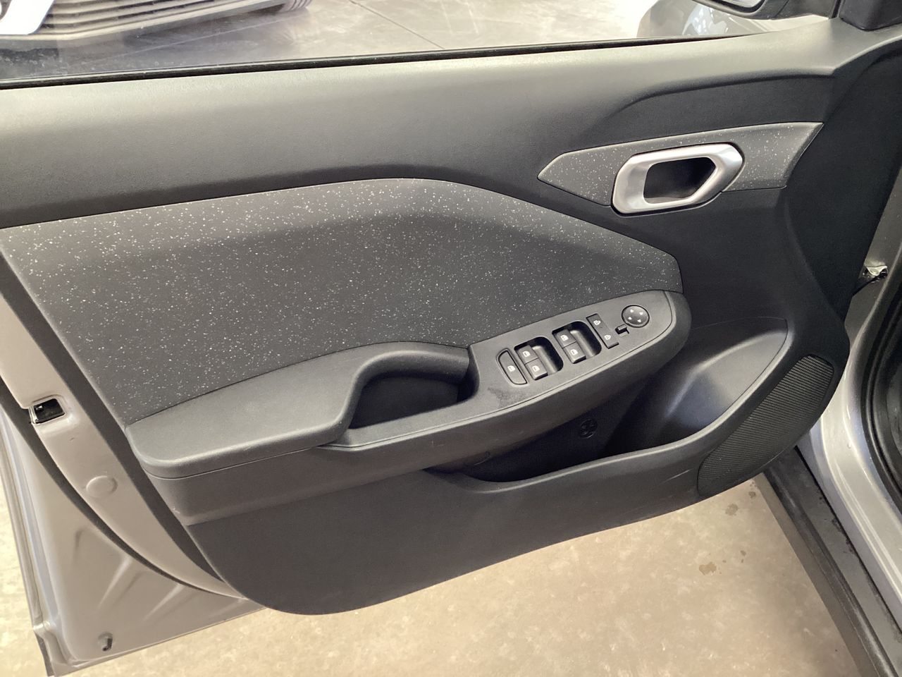 2025 Kia K3 1.6 L At