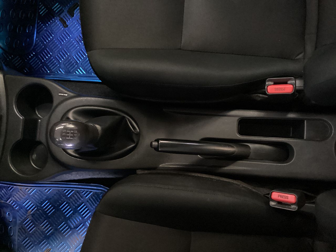 2023 Nissan V-Drive 1.6 A/C Mt