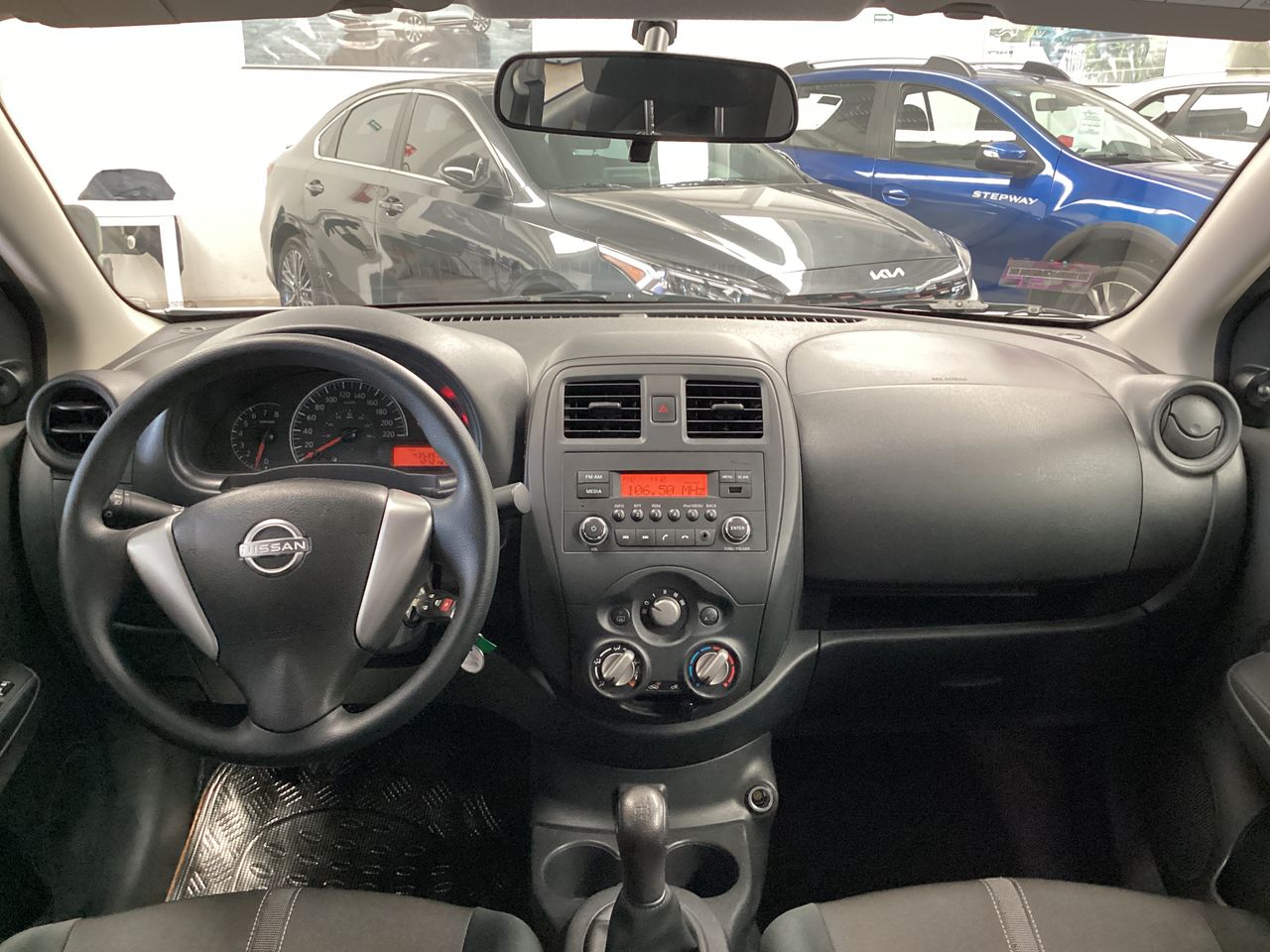 2025 Nissan V-Drive 1.6 A/C Mt