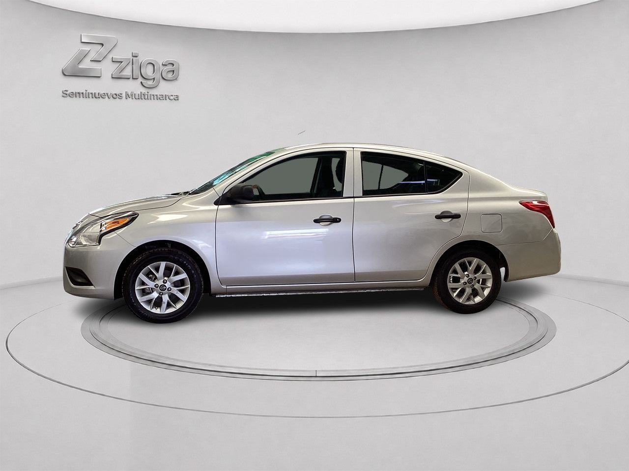 2025 Nissan V-Drive 1.6 A/C Mt