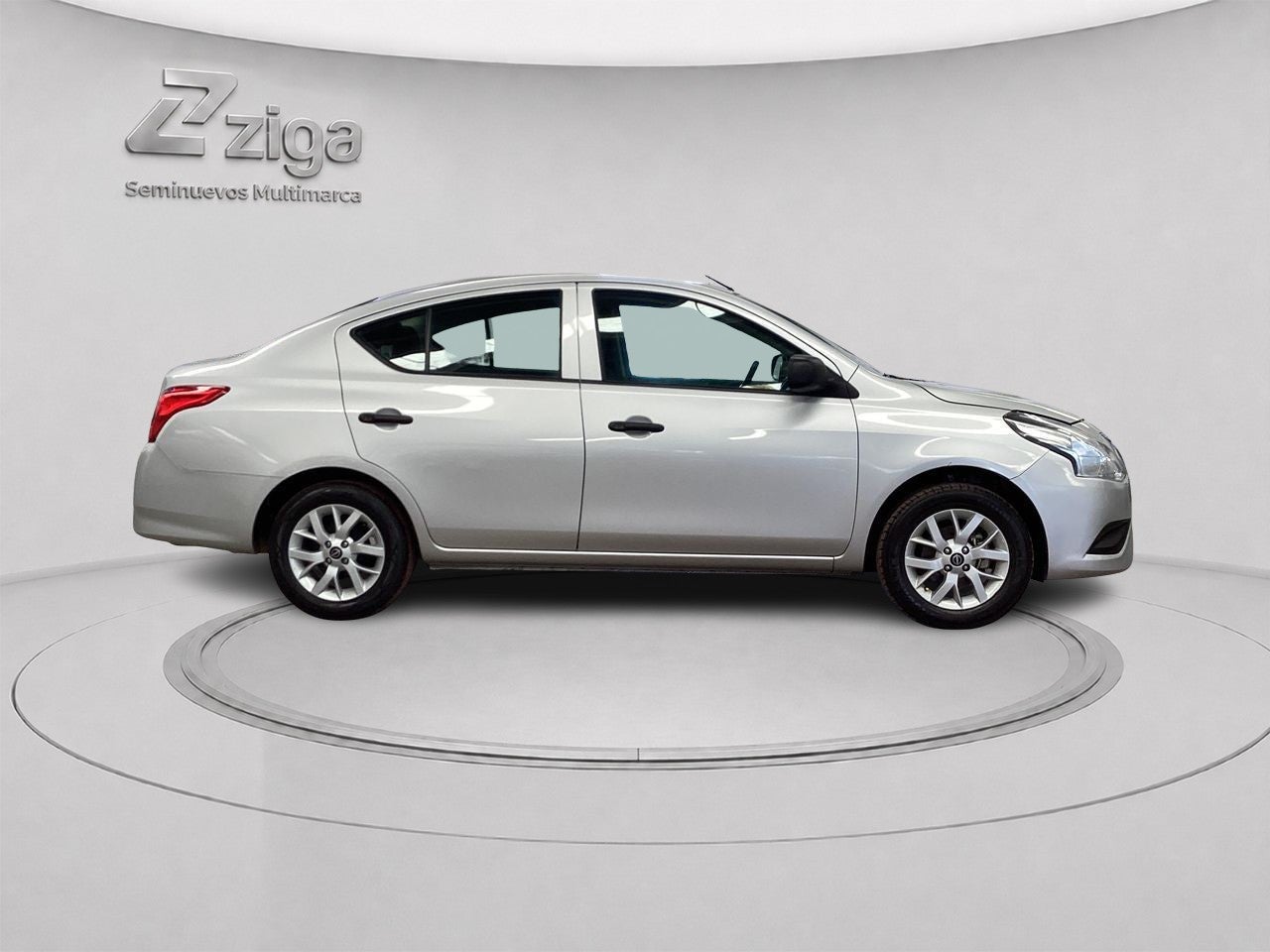 2025 Nissan V-Drive 1.6 A/C Mt