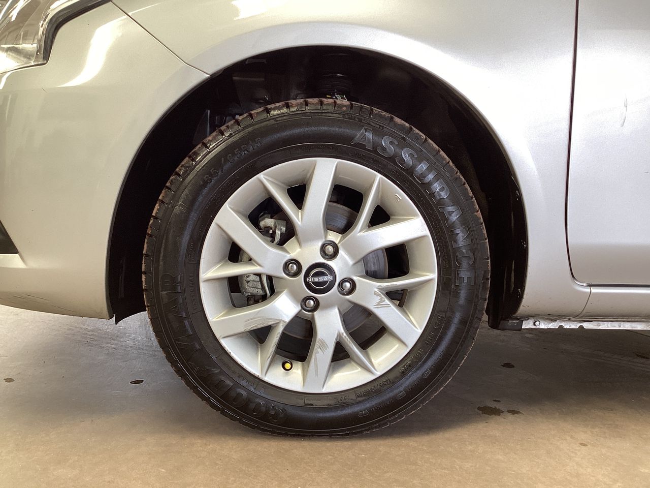 2025 Nissan V-Drive 1.6 A/C Mt