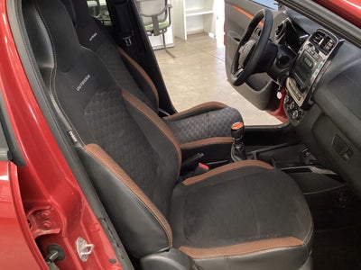 2019 Renault Kwid 1.0 Outsider Mt