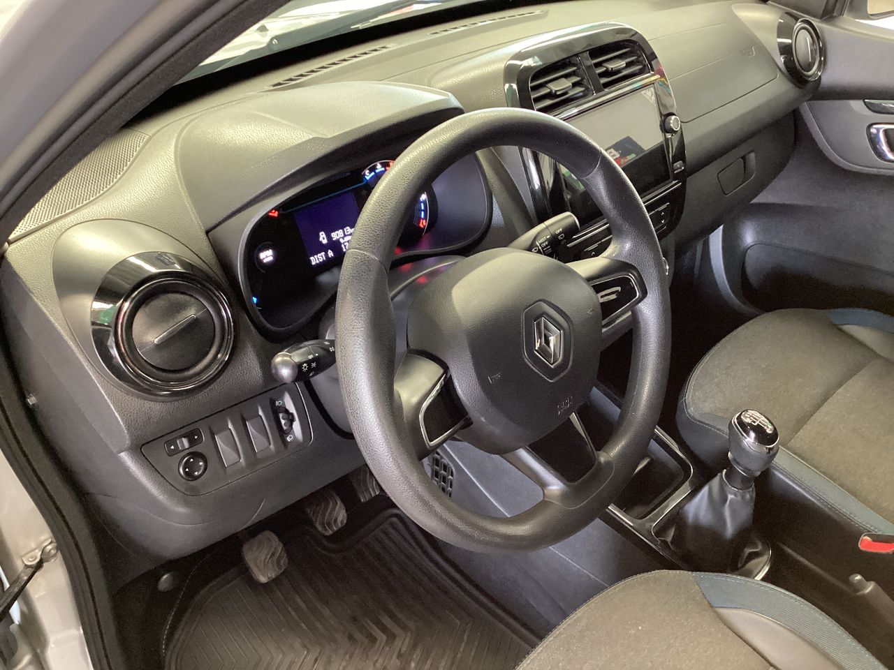 2025 Renault Kwid 1.0 Iconic Mt