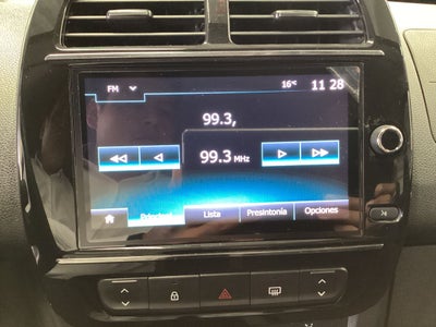 2024 Renault Kwid 1.0 Outsider Mt