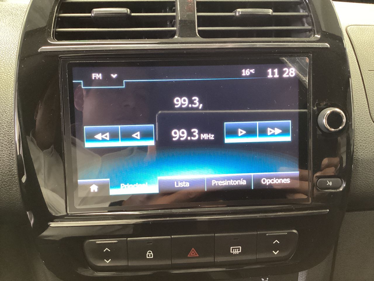 2024 Renault Kwid 1.0 Outsider Mt