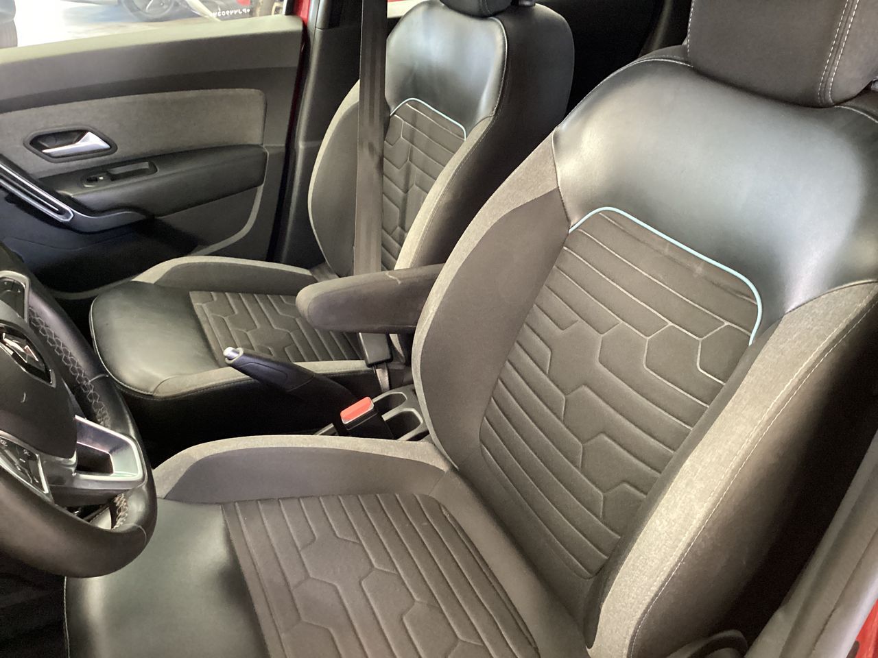 2023 Renault Duster 1.3 Iconic At