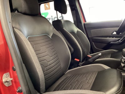 2023 Renault Duster 1.3 Iconic At