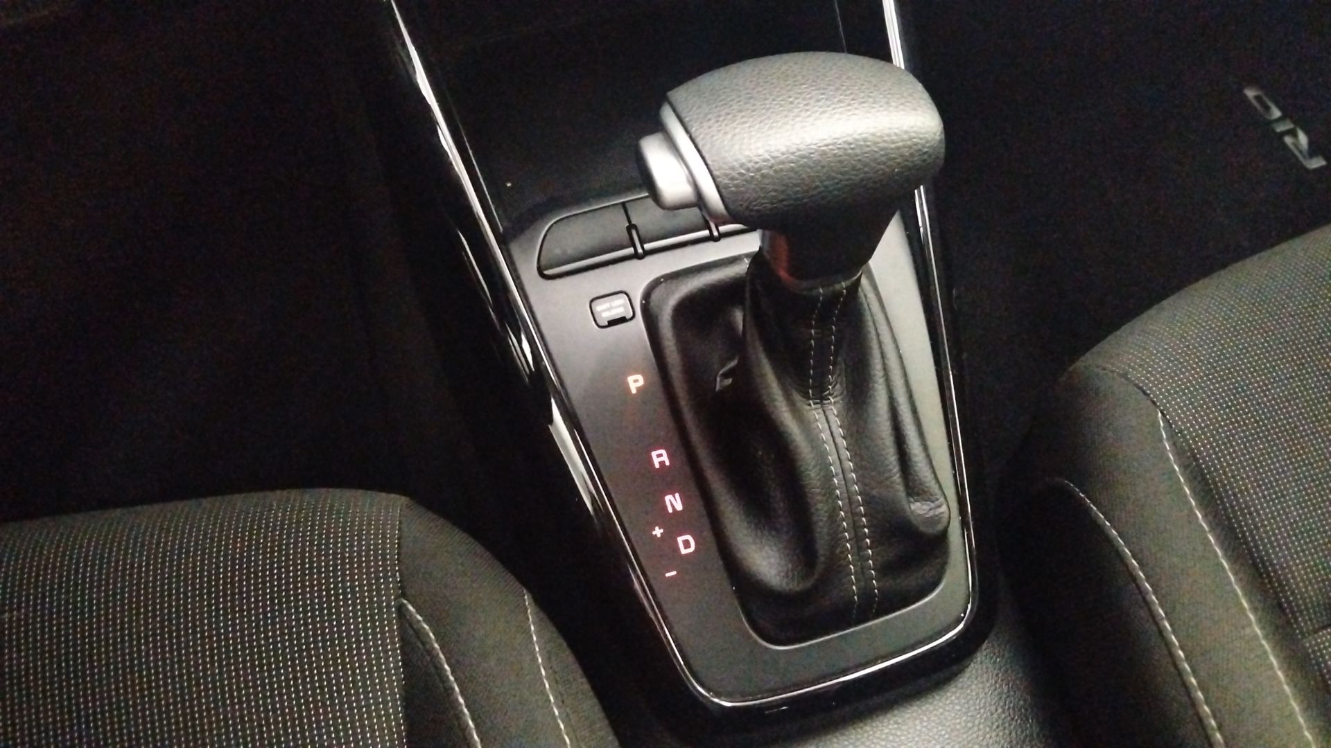 2023 Kia Rio 1.6 Hb LX At