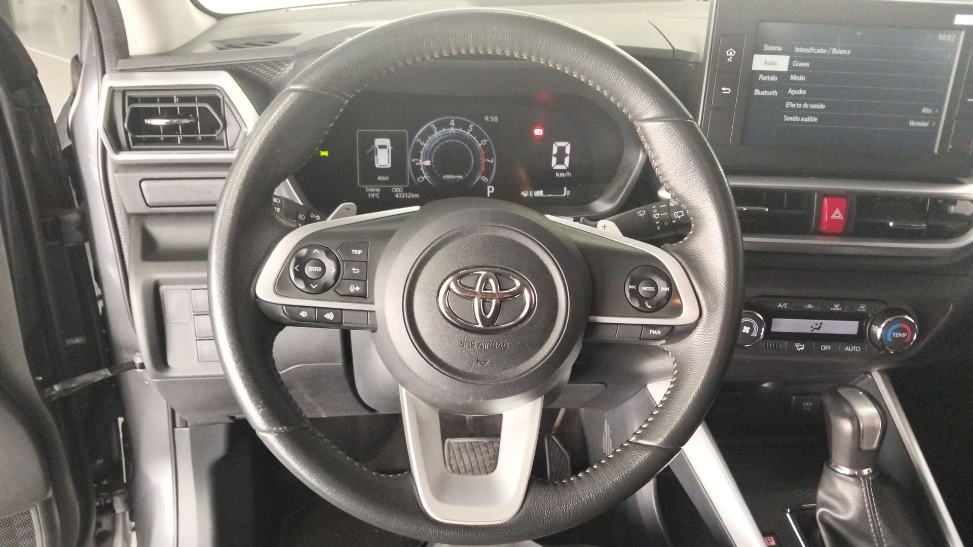 2022 Toyota Raize 1.0 XLE At