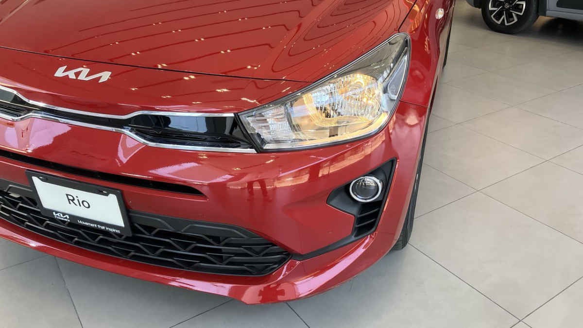2023 Kia KIA RIO HB 5p LX L4/1.6 Aut