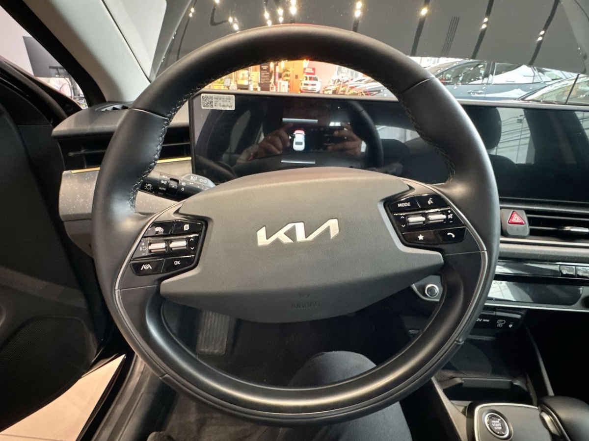 2026 Kia K3 4p EX Pack L4/1.6 Aut