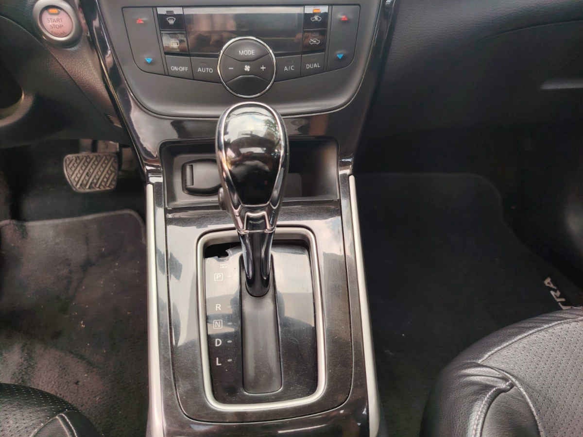 2019 Nissan Sentra 4p Exclusive L4/1.8 Aut Nave