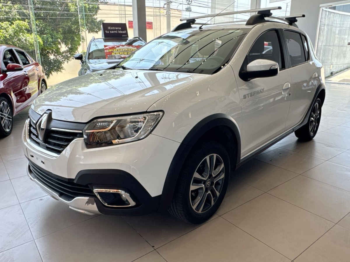 2023 Renault Stepway 5p Intens L4/1.6 Man