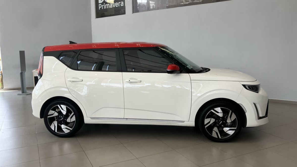2023 Kia Soul 5p GT L4/2.0/T Aut