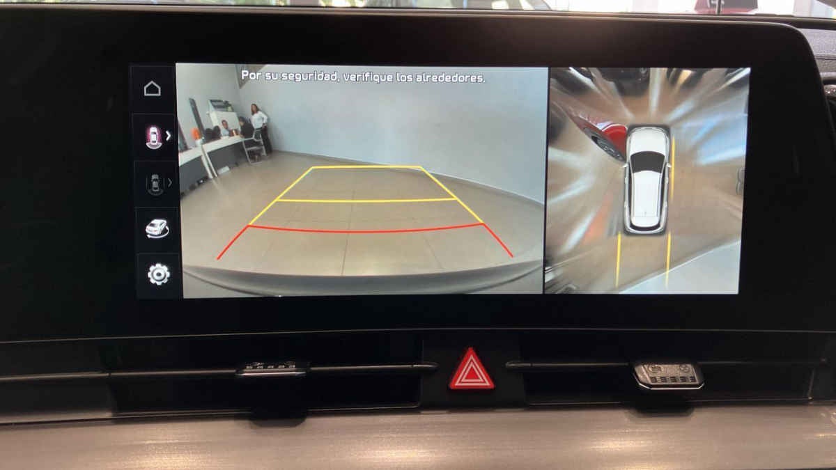 2025 Kia Sportage 5p SXL L4/2.5 Aut