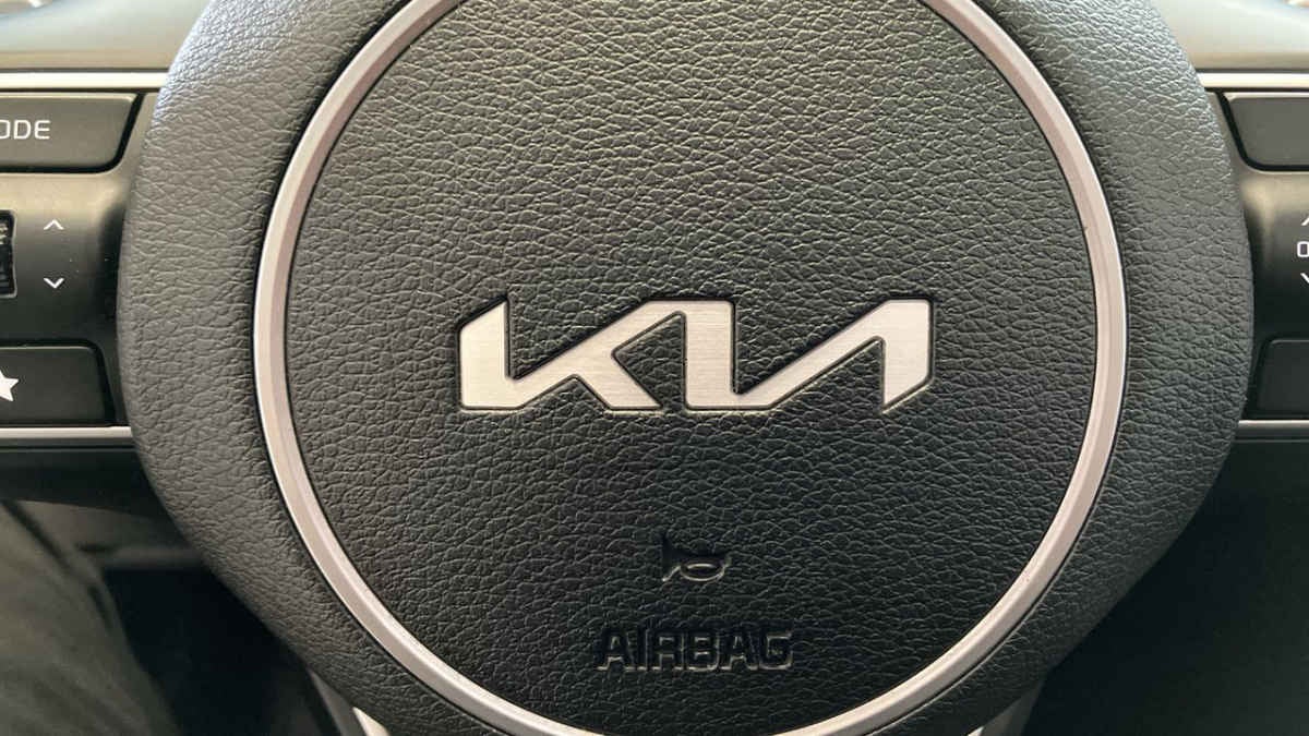 2025 Kia Sportage 5p SXL L4/2.5 Aut